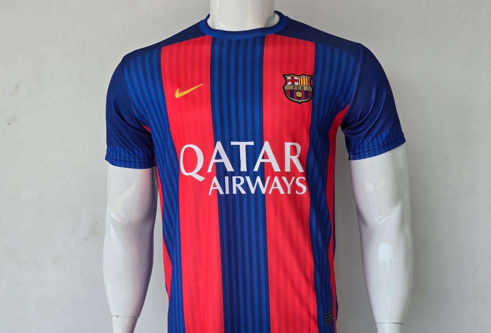 FC Barcelona 2016-17 home (MESSI) - View 1